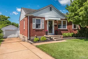 4348 Schirmer St, Saint Louis, MO 63116 - Photo 2