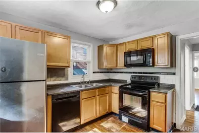 7032 Theodore Avenue, Saint Louis, MO 63136 - Photo 12