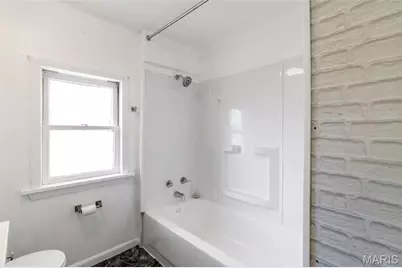 135 Becker Drive, Saint Louis, MO 63135 - Photo 24