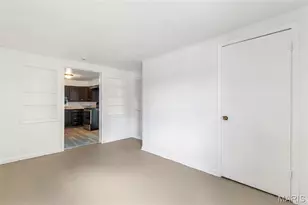 135 Becker Dr, Saint Louis, MO 63135 - Photo 10