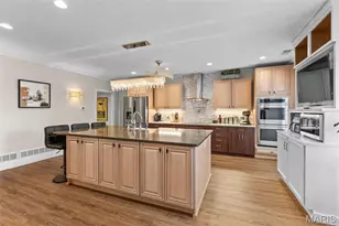 14443 Bantry Ln, Chesterfield, MO 63017 - Photo 12