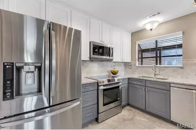 309 Hemingway Lane, Weldon Spring, MO 63304 - Photo 2