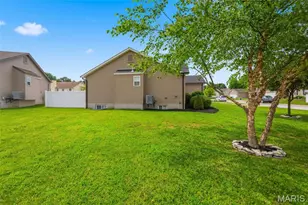 10 Gracie Claire Ct, Moscow Mills, MO 63362 - Photo 4