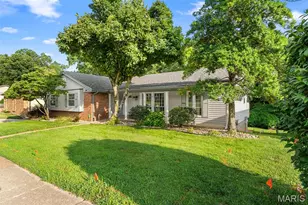 4716 Brookton Way, Saint Louis, MO 63128 - Photo 4