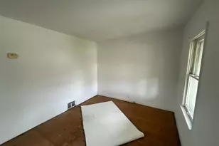 8527 Kempland Pl, Saint Louis, MO 63132 - Photo 2