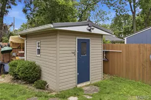 844 Alley St, Bourbon, MO 65441 - Photo 30