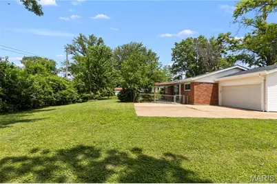 12563 Shepherd Drive, Florissant, MO 63033 - Photo 32