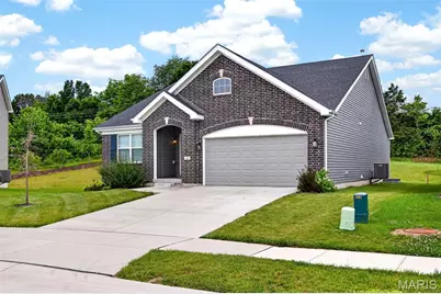 112 Creek Haven Court, Lake Saint Louis, MO 63367 - Photo 2