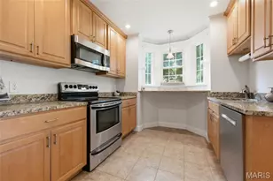 7385 Arlington Dr, Richmond Heights, MO 63117 - Photo 18