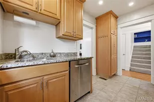 7385 Arlington Dr, Richmond Heights, MO 63117 - Photo 12