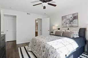 9744 Bexley Station Dr, Affton, MO 63123 - Photo 16
