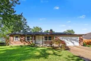 960 N Park Ln, Florissant, MO 63031 - Photo 1