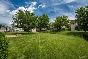 2358 Hidden Deer Dr, O'Fallon, MO 63368 - Photo 40