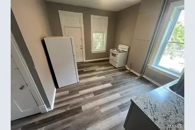 3135 Chippewa St #1F, Saint Louis, MO 63118 - Photo 2