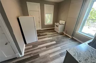 3135 Chippewa St, Saint Louis, MO 63118 - Photo 2