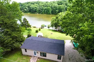 588 Little Mockingbird Ln, Saint Clair, MO 63077 - Photo 2