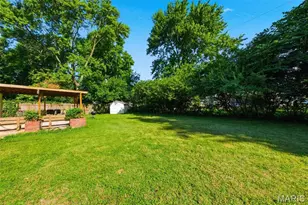 3 Mullanphy Ct, Florissant, MO 63031 - Photo 10