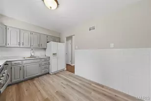 3 Mullanphy Ct, Florissant, MO 63031 - Photo 18