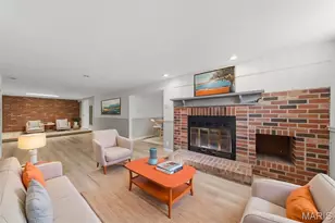 3 Mullanphy Ct, Florissant, MO 63031 - Photo 30