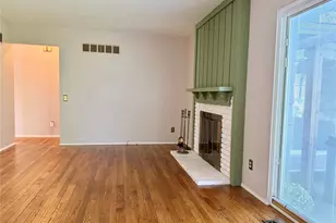 1364 Kingsford Dr, Saint Louis, MO 63031 - Photo 8