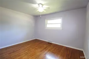 10359 Roscommon Dr, Saint Louis, MO 63123 - Photo 16