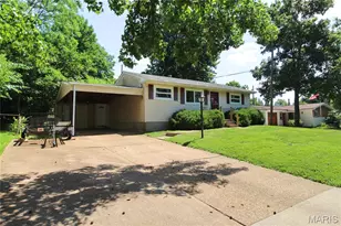 10359 Roscommon Dr, Saint Louis, MO 63123 - Photo 30