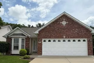 122 Westgate Dr, Saint Peters, MO 63376 - Photo 1
