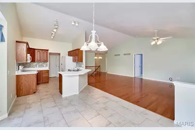122 Westgate Drive, Saint Peters, MO 63376 - Photo 12