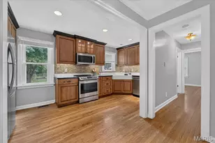 214 Way Ave, Kirkwood, MO 63122 - Photo 6