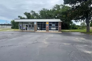 12518 Missouri Bottom Rd, Hazelwood, MO 63042 - Photo 1