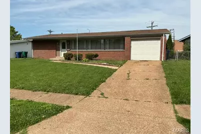 1665 Turf Lane, Florissant, MO 63033 - Photo 1