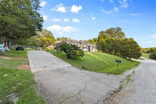 250 Mont Rouge Dr, Bonne Terre, MO 63628 - Photo 2