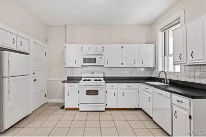 6567 Fyler Avenue, Saint Louis, MO 63139 - Photo 12