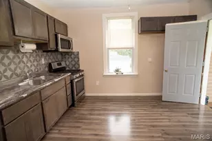 3241 Coles Ave, Saint Louis, MO 63114 - Photo 12