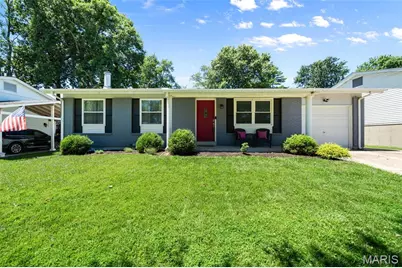 2431 Wesington Drive, Maryland Heights, MO 63043 - Photo 1