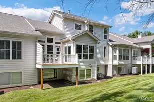 16816 Chesterfield Bluffs Cir, Chesterfield, MO 63005 - Photo 44