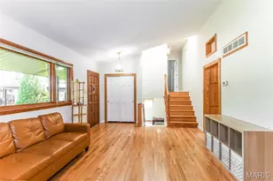 123 Brookside Ct, Saint Louis, MO 63146 - Photo 2