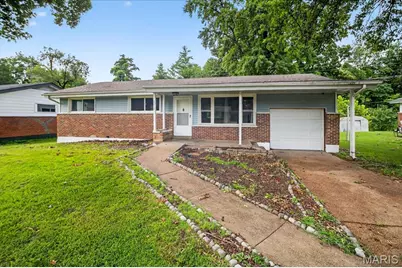 2212 Collett Drive, Moline Acres, MO 63136 - Photo 2