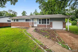 2212 Collett Dr, Moline Acres, MO 63136 - Photo 2