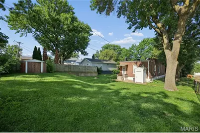 3202 Regal Place, Saint Louis, MO 63139 - Photo 6