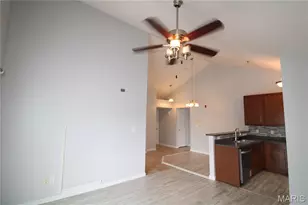 13300 Spring Creek Ln, O'Fallon, MO 63368 - Photo 4