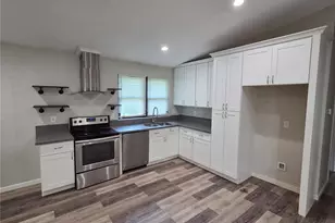 3019 Oriental Dr, Florissant, MO 63031 - Photo 4