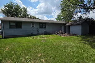 3019 Oriental Dr, Florissant, MO 63031 - Photo 16
