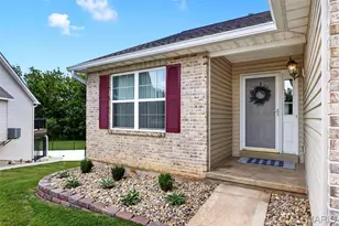 4130 Cripple Creek Ct, Wentzville, MO 63385 - Photo 2