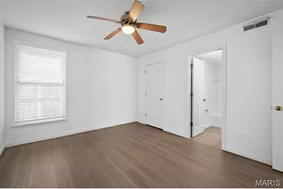 1946 Greenpoint Drive #202, Saint Louis, MO 63122 - Photo 12