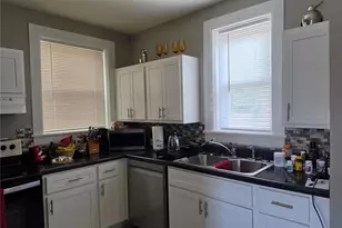 6773 Chamberlain Ave, University City, MO 63130 - Photo 2