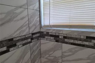 6773 Chamberlain Ave, University City, MO 63130 - Photo 14
