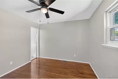 2530 Grants Parkway, Saint Louis, MO 63031 - Photo 16