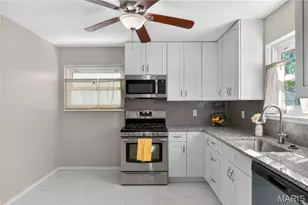 2530 Grants Pkwy, Florissant, MO 63031 - Photo 8