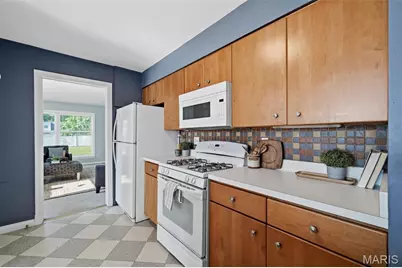 136 E Glendale Road, Saint Louis, MO 63119 - Photo 10